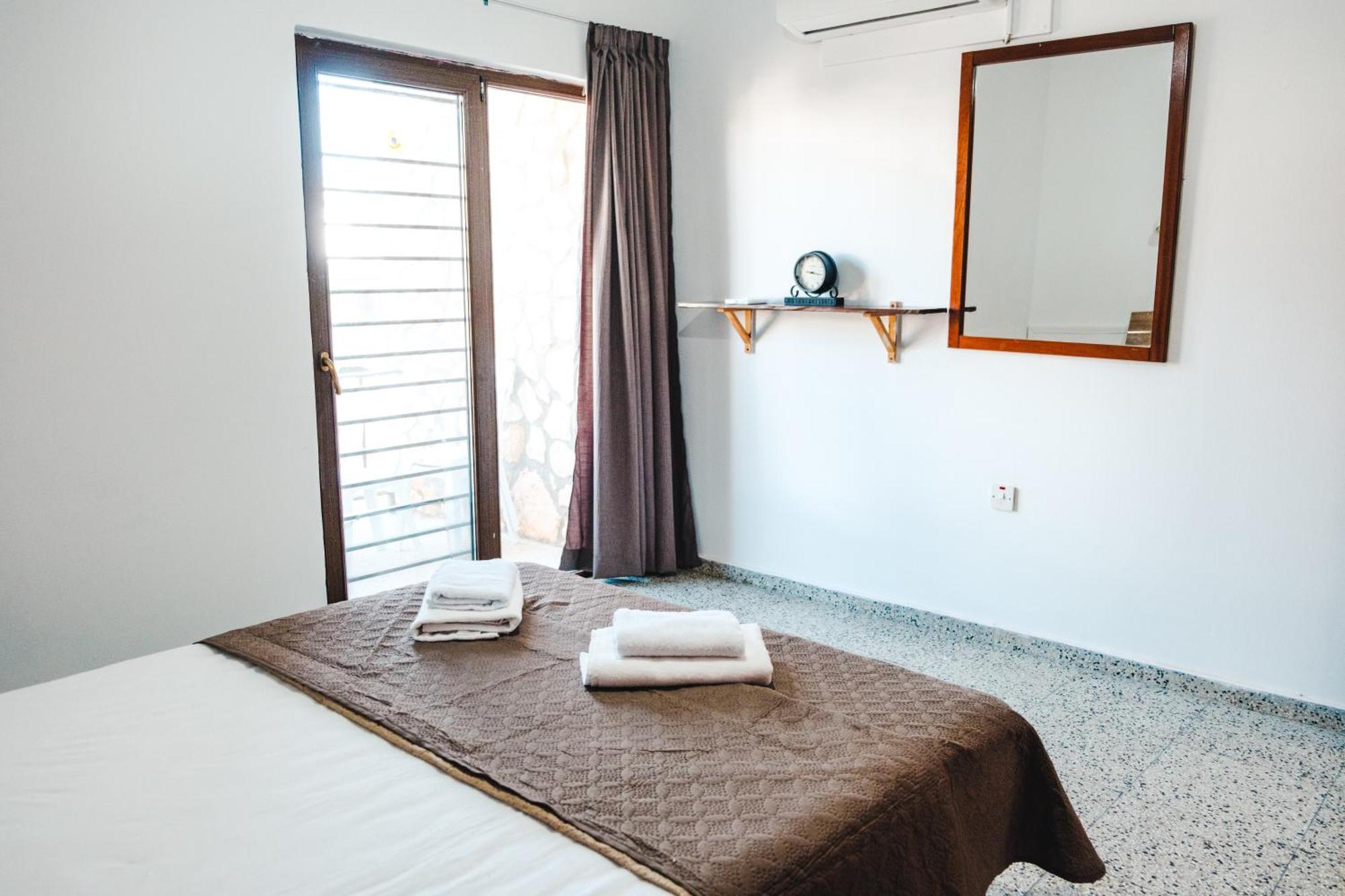 Serenityone - Centrally Located One Bedroom Apt Ayía Nápa Extérieur photo